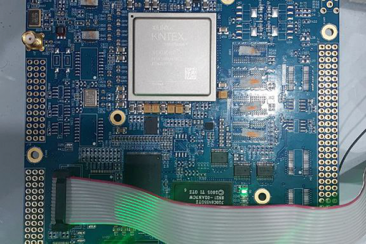 Программирование плат  FPGA XILINX KINTEX7