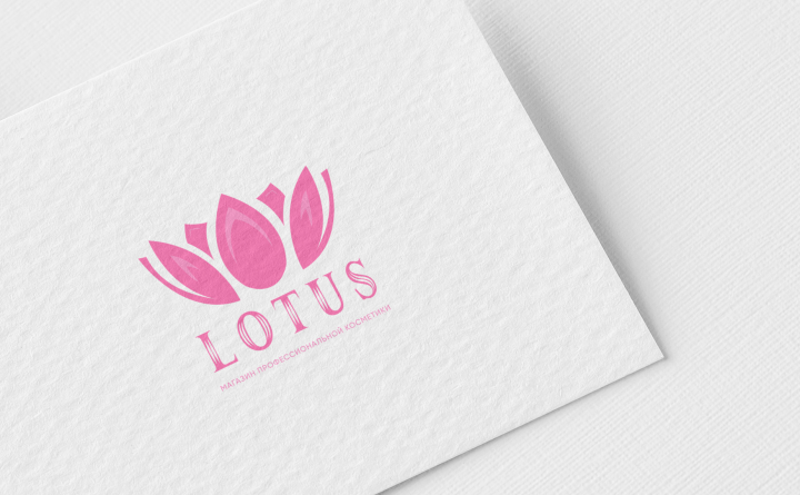 Логотип «LOTUS»