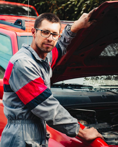 Фото-контент для аккаунта автомастерской