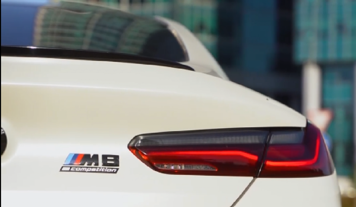 BMW M8 (Reels формат)