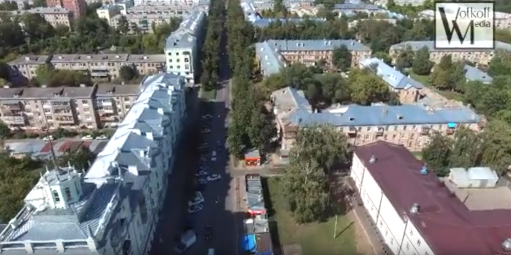 обзорный полет микрорайона и видеомонтаж