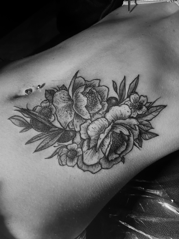 Тату графика, ньюскул, перекрытие