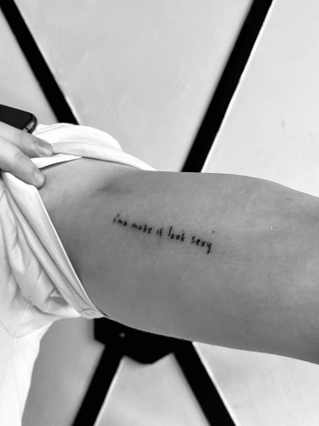 Тату графика, надписи