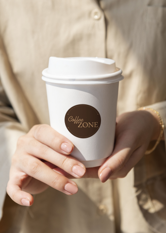 Кофейный стаканчик с логотипом кофейни