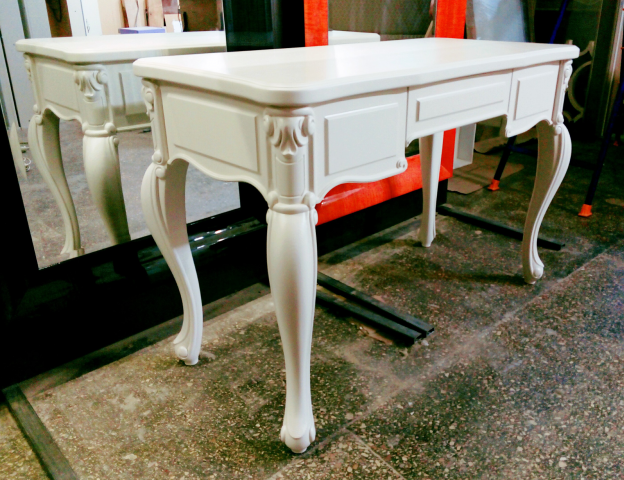 Стол кабриоль