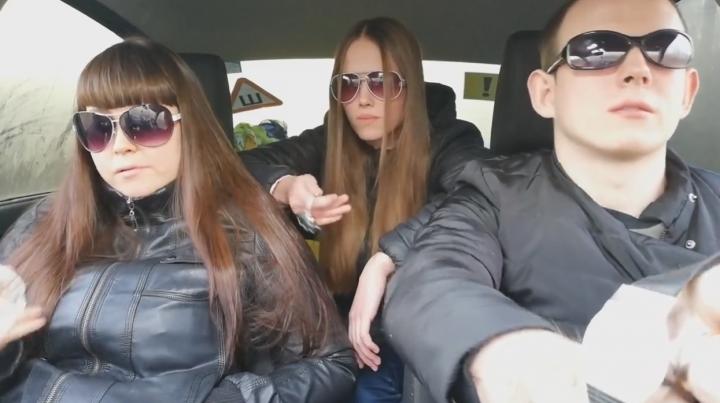 Видео-поздравление маме. Едем к ней на день рождения.