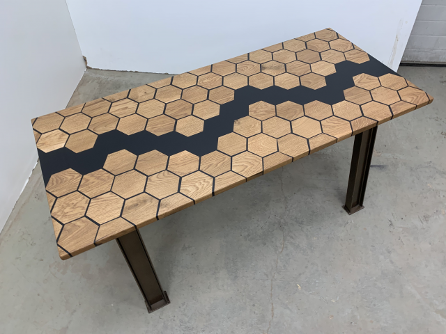 Стол из эпоксидки