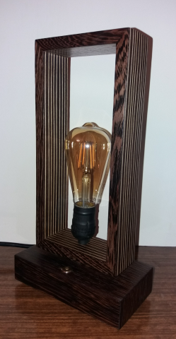 Лампа из эбенового дерева