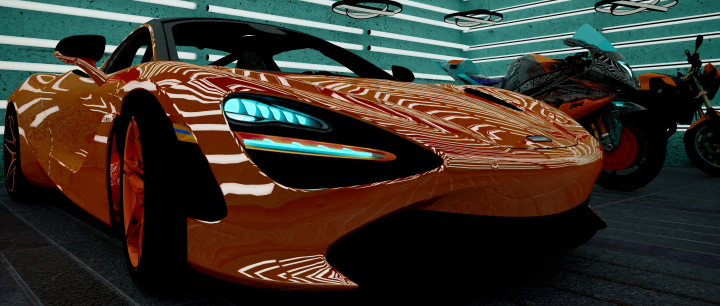 McLaren 720S и BMW S1000 RR