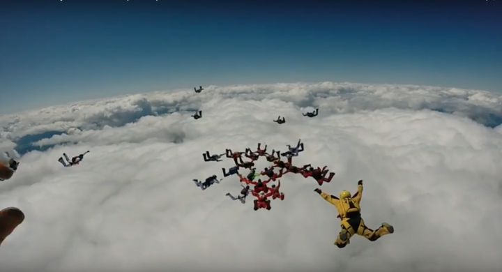 промо-ролик для парашютистов