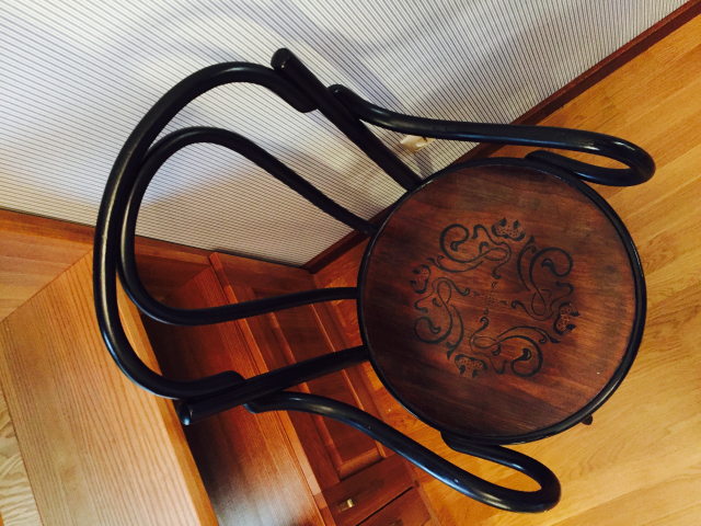 Реставрация антикварного стула