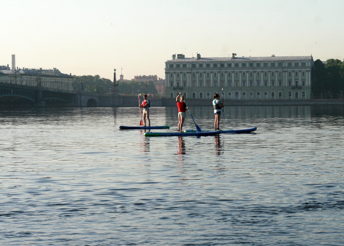 Нева утром