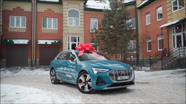 Новый год с Audi E-tron. Специально для Ауди Центр Тюмень. Видео