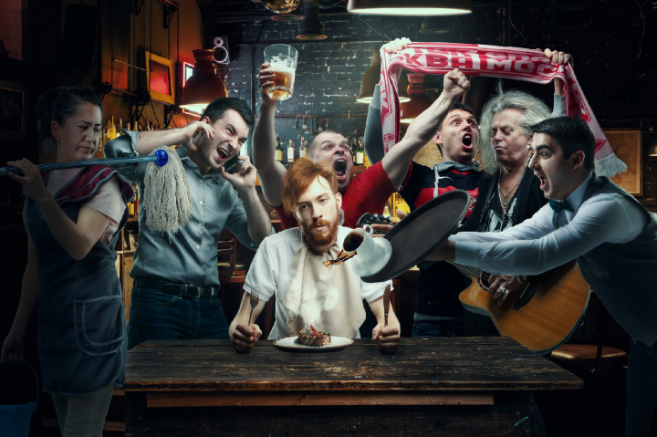 Рекламный баннер 4К . Тема Заказывайте еду на дом.