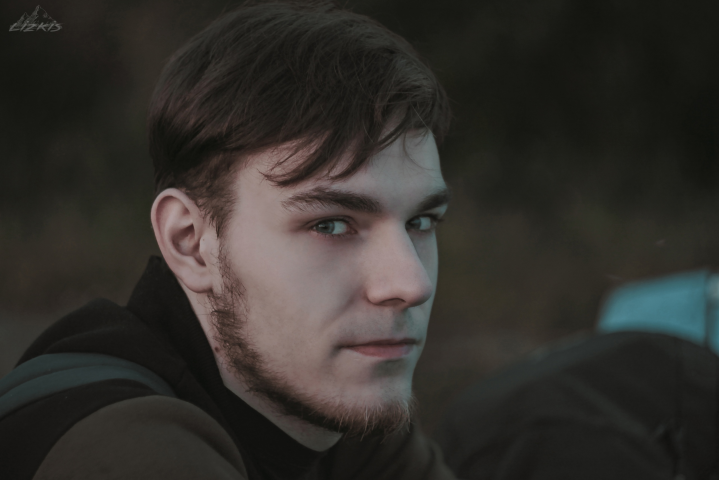 Артур.