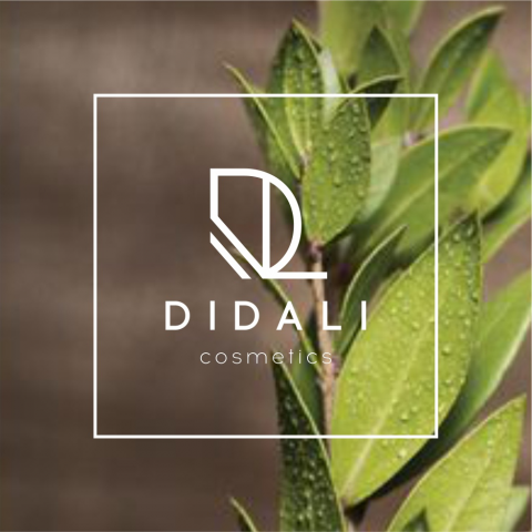 Логотип косметической компании DDL