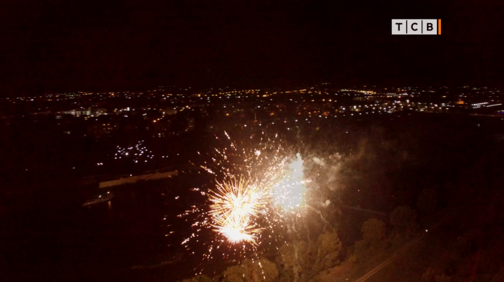 Салют с дрона. Монтаж