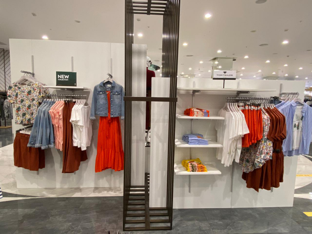 мерчендайзинг женская одежда