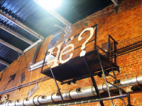 Магазин молодёжной одежды "Чё?"