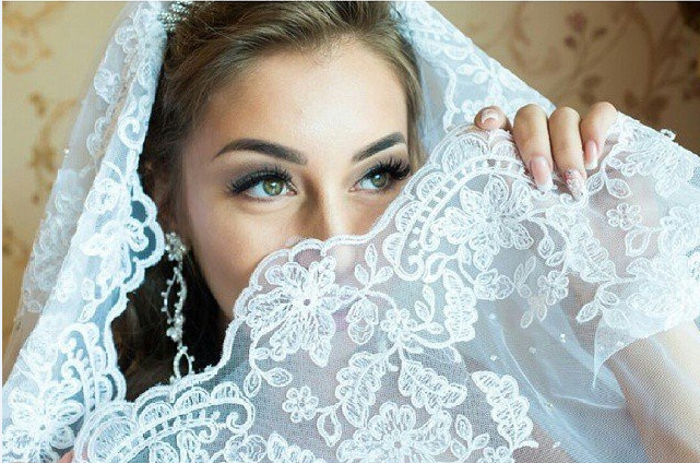 Белый наряд невесты – символ чистоты и непорочности