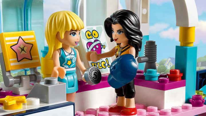 LEGO Friends «Спортивная арена для Стефани» - фантазия грани