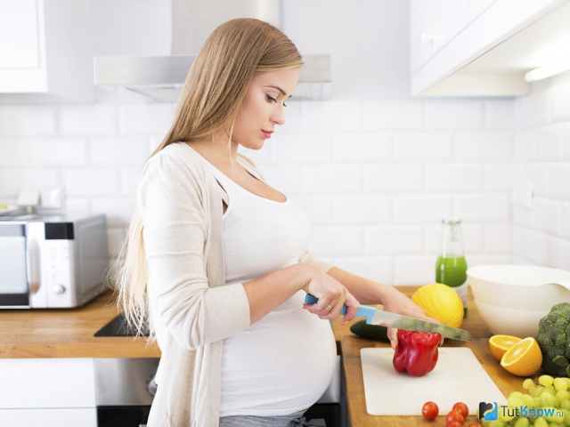 ТОКСИКОЗ ПРИ БЕРЕМЕННОСТИ: КАК ОБЛЕГЧИТЬ СОСТОЯНИЕ БУДУЩЕЙ МАМЫ?
