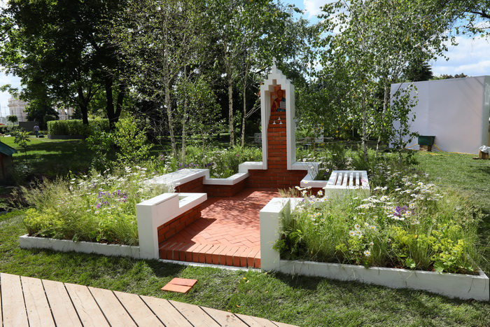 Садовая Мини-часовня