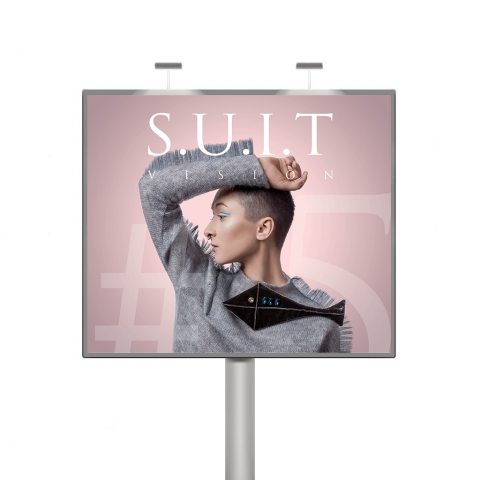 Билборд журнала "S.U.I.T"