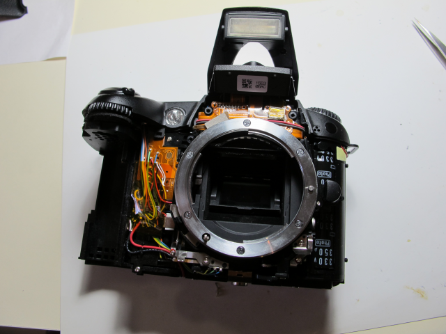 Nikon D90 ошибка зеркала.