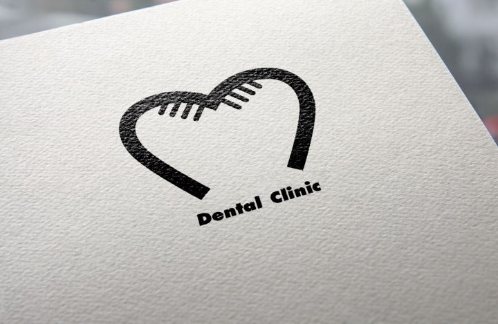 Логотип для стоматологии "Dental Clinic"