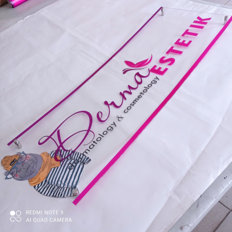 Разработка логотипа для дерматологической кабинета