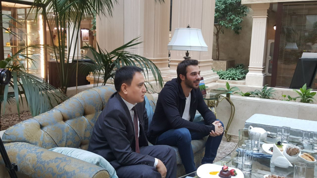 Интервью в Казахстане Юсуфа Чим, актера турецкого сериала