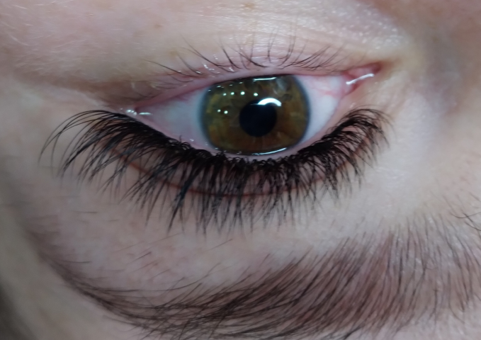 Наращивание ресничек