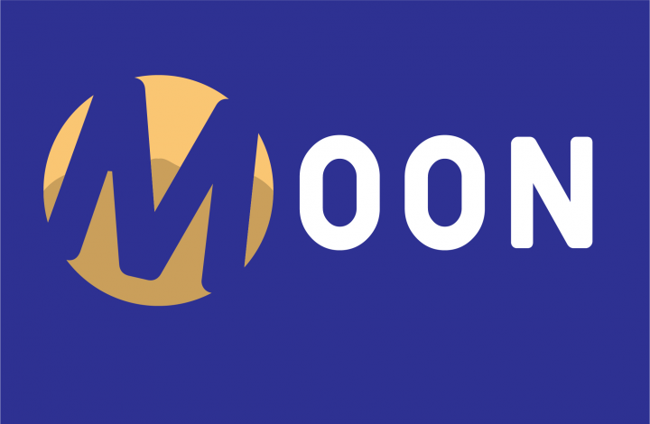 Логотип "Moon" в минималистичном стиле.