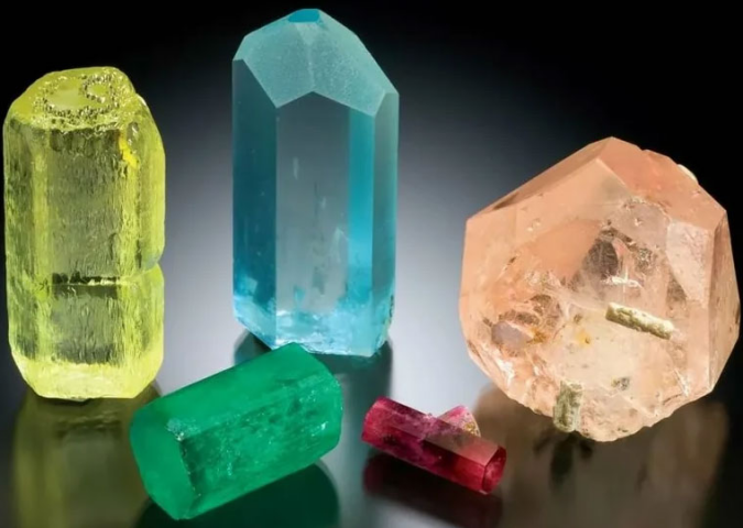 Красивейшие кристаллы