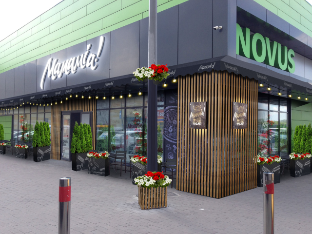 Restaurant exterior, identity