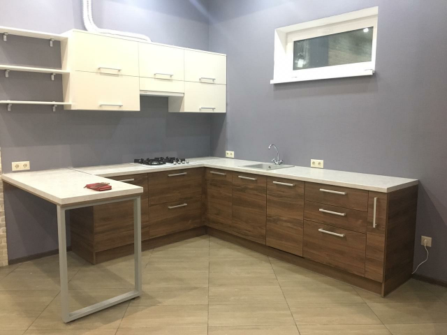 Кухня почти лофт