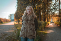 Катя.
