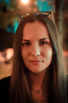 Лера.
