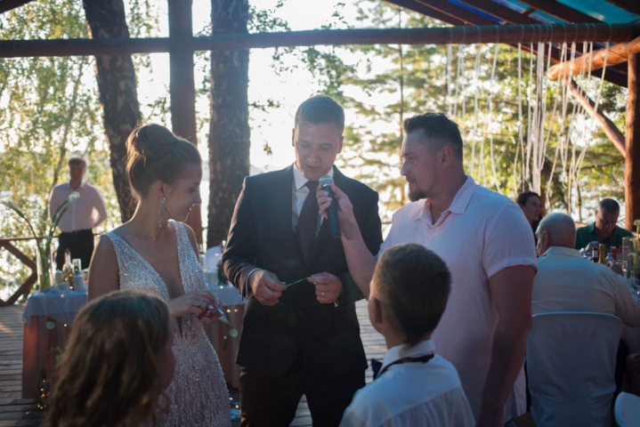 Монтаж праздничных видеороликов