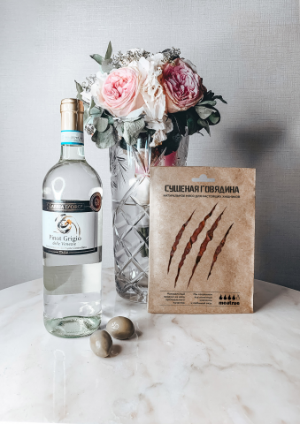 Упаковка мясных снэков