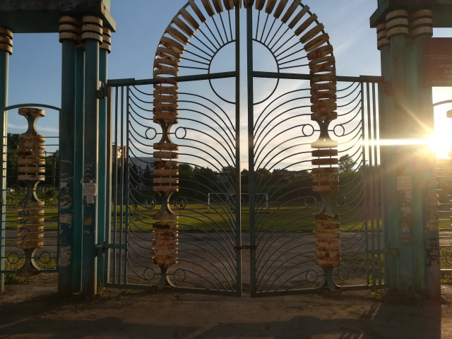 старый стадион