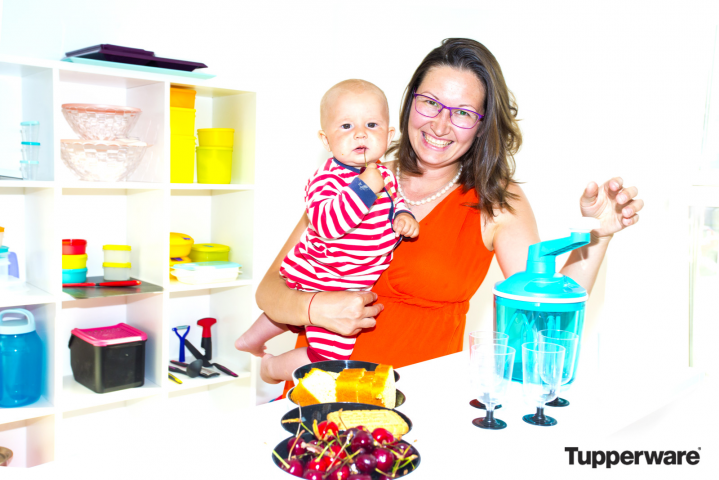 Для студии TUPPERWARE