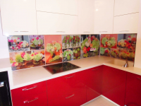Кухонный фартук из закаленного стекла