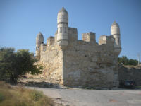 Крепость в Керчи Еникале