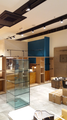 Магазин в ТЦ Европолис (ход работ)