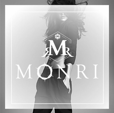 Нейминг и логотип для линии одежды Monri