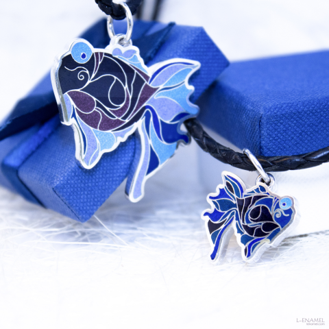 Подвеска "Рыбка". Серебро, перегородчатая эмаль