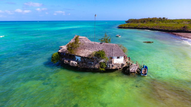 The Rock ресторан, остров Занзибар