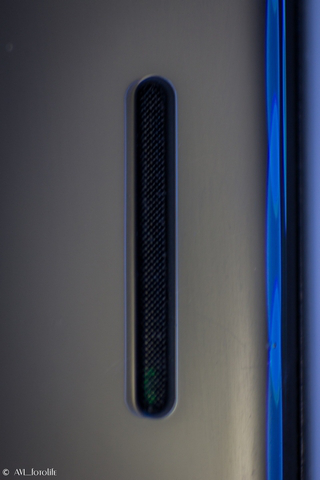 Разговорный динамик смартфона